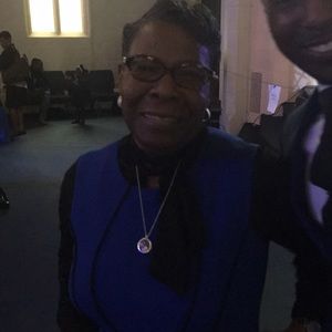 Meet your Posher, Lorene